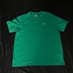 Nike Men's Vibrant Green Short Sleeve Tee